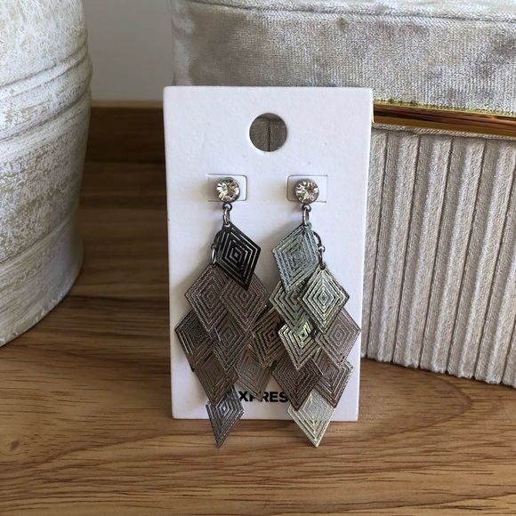 Express Silver Dangle Drop Earrings NEW faux diamond stud detail - Picture 8 of 14